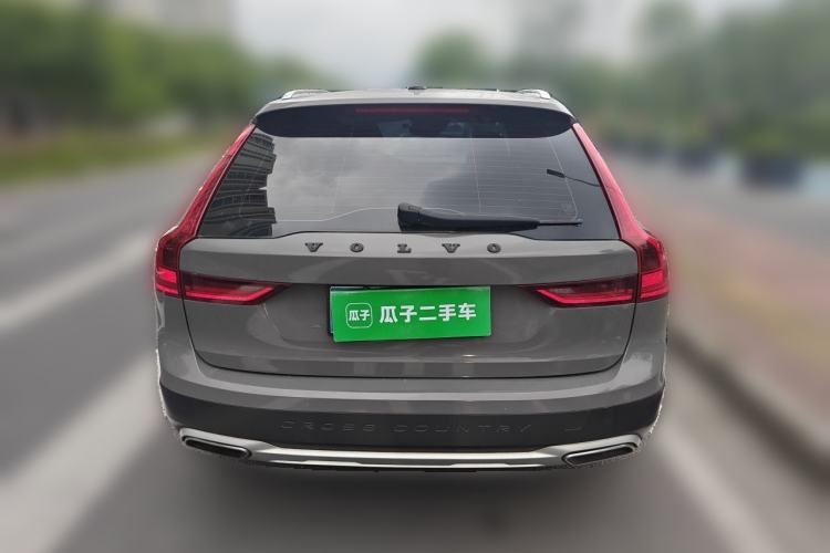 Used Volvo V90 2017 Cross Country T5 AWD Prestige Edition Rear