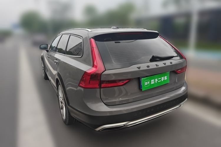 Used Volvo V90 2017 Cross Country T5 AWD Prestige Edition Rear Left 45 Deg