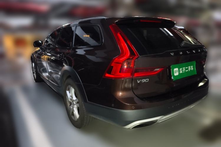 Used Volvo V90 2017 Cross Country T5 AWD Smart Range Edition Rear Left 45 Deg