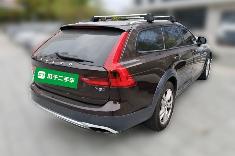 Used Volvo V90 2017 Cross Country T5 AWD Smart Range Edition Rear Right 45 Deg
