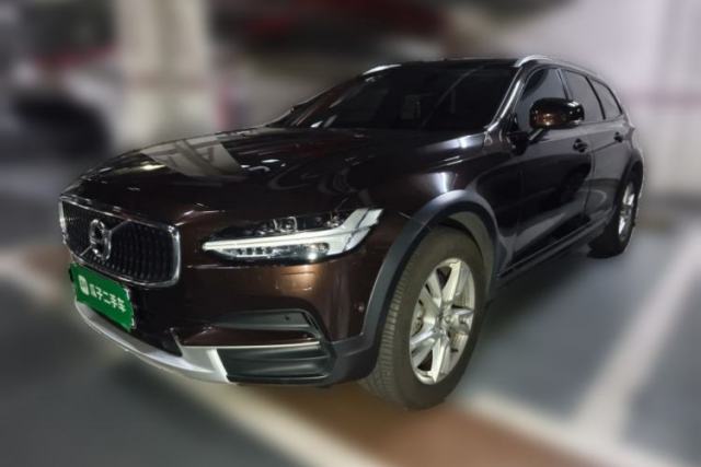 Used Volvo V90 2017 Cross Country T5 AWD Smart Range Edition