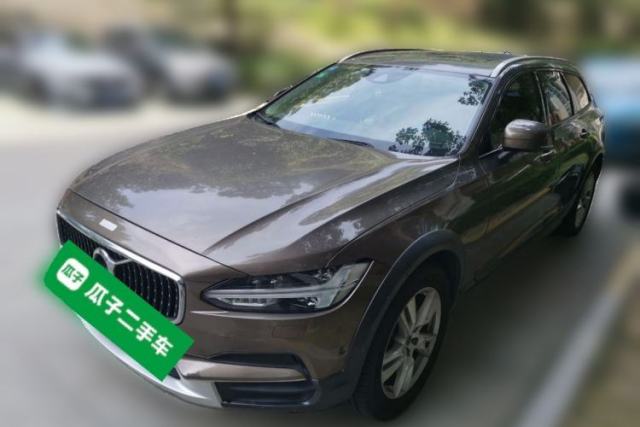 Used Volvo V90 2017 Cross Country T5 AWD Smart Range Edition