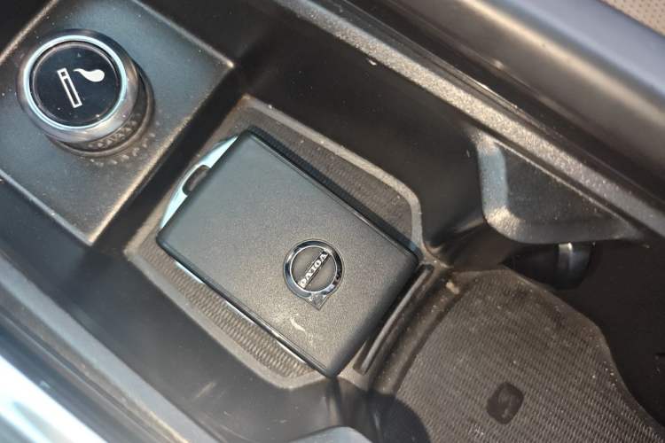 Used Volvo V90 2017 Cross Country T5 AWD Prestige Edition Vehicle Key