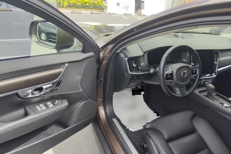 Used Volvo V90 2017 Cross Country T5 AWD Smart Range Edition Driver Seat