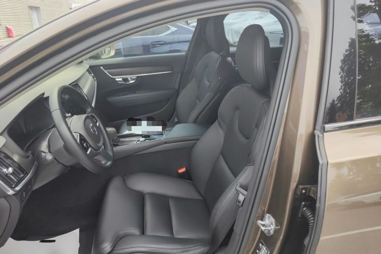 Used Volvo V90 2017 Cross Country T5 AWD Smart Range Edition Left Front Seat