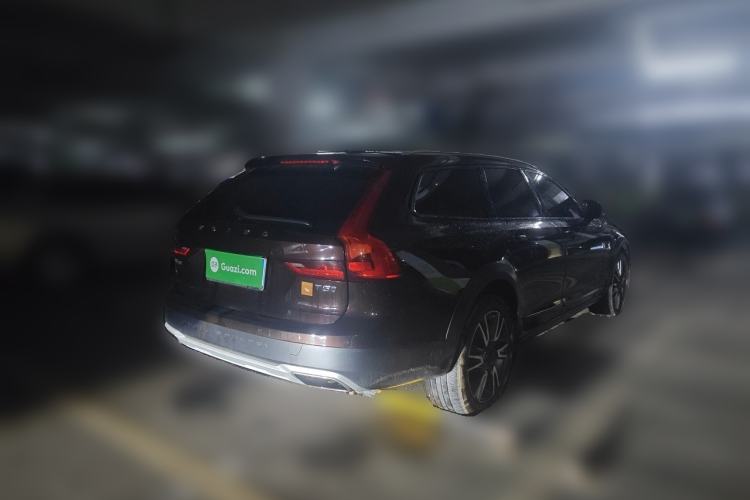 Used Volvo V90 2017 Cross Country T5 AWD Prestige Edition Rear Right 45 Deg