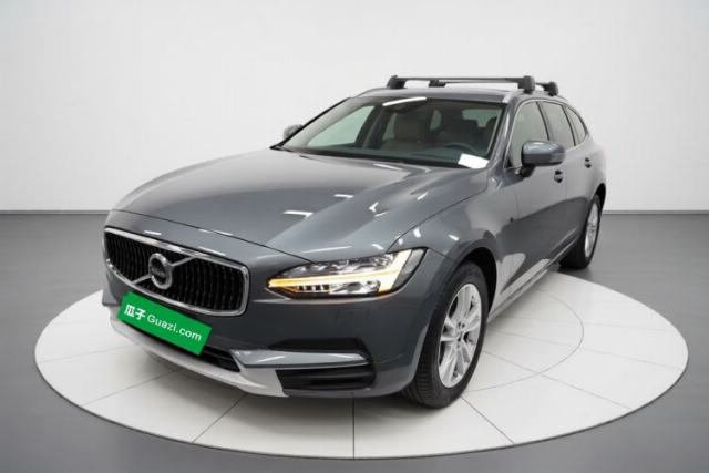Used Volvo V90 2017 Cross Country T5 AWD Smart Range Edition