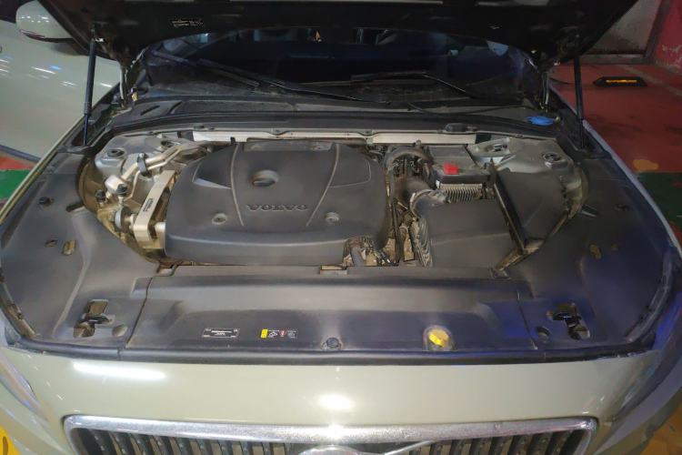 Used Volvo V90 2017 Cross Country T5 AWD Prestige Edition Engine Bay