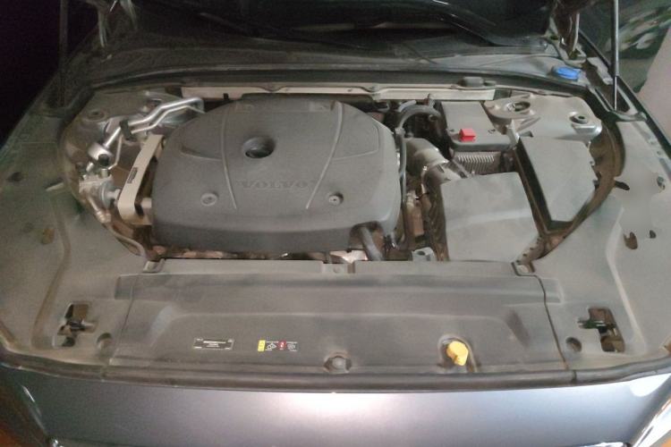 Used Volvo V90 2017 Cross Country T5 AWD Smart Range Edition Engine Bay