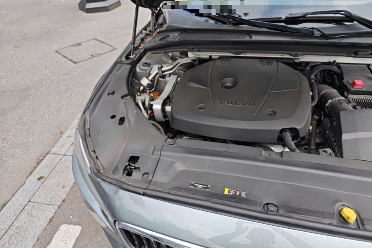 Used Volvo V90 2017 Cross Country T5 AWD Prestige Edition Engine Bay Right