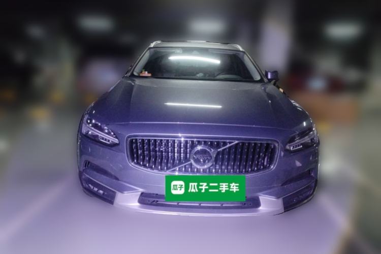 Used Volvo V90 2017 Cross Country T5 AWD Prestige Edition Exterior 1
