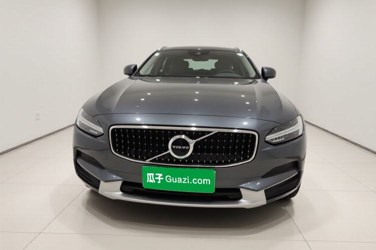 Used Volvo V90 2017 Cross Country T5 AWD Smart Range Edition Exterior 1