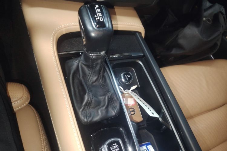 Used Volvo V90 2017 Cross Country T5 AWD Prestige Edition Gear Lever