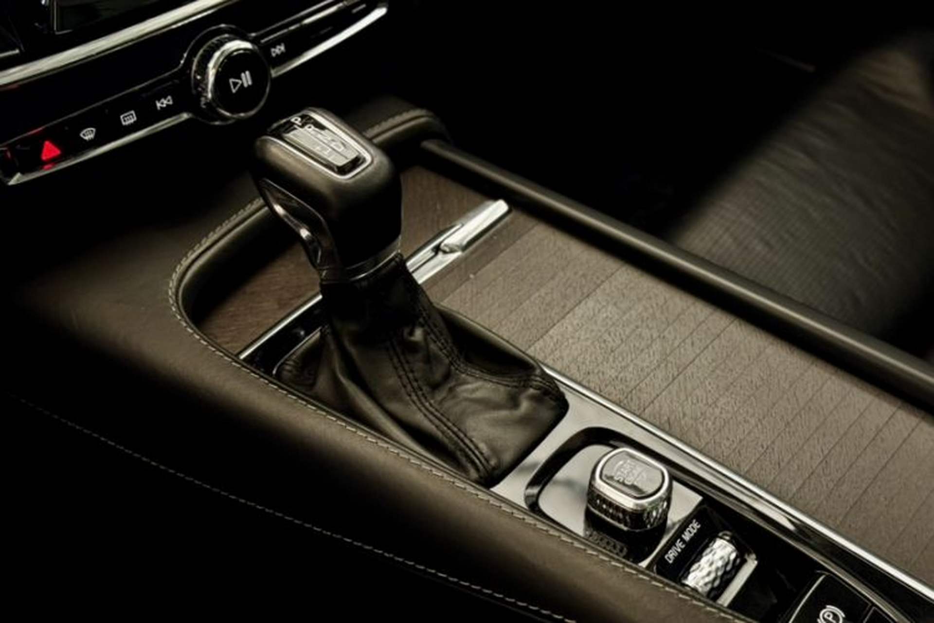 Used Volvo V90 2017 Cross Country T5 AWD Prestige Edition Gear Lever