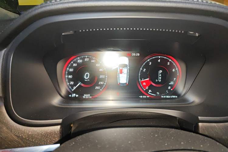 Used Volvo V90 2017 Cross Country T5 AWD Prestige Edition Instrument Cluster