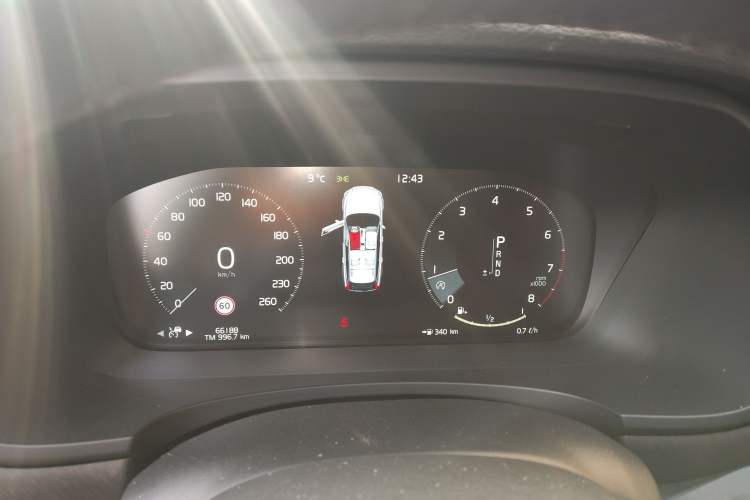 Used Volvo V90 2017 Cross Country T5 AWD Smart Range Edition Instrument Cluster