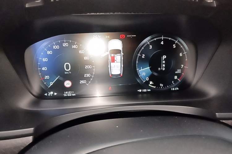 Used Volvo V90 2017 Cross Country T5 AWD Prestige Edition Instrument Cluster