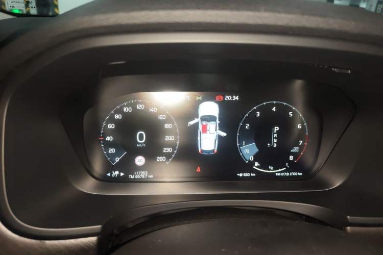 Used Volvo V90 2017 Cross Country T5 AWD Smart Range Edition Instrument Cluster