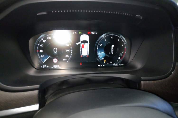 Used Volvo V90 2017 Cross Country T5 AWD Smart Range Edition Instrument Cluster