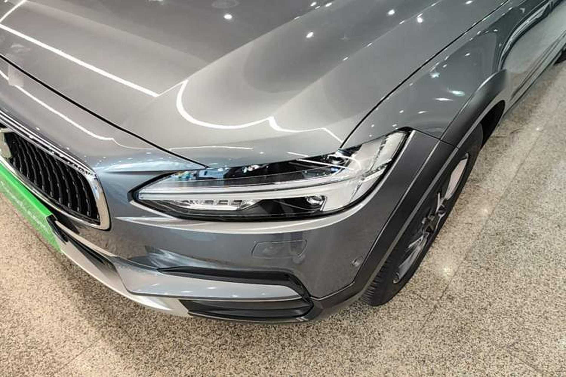 Used Volvo V90 2017 Cross Country T5 AWD Smart Range Edition Left Front Headlight