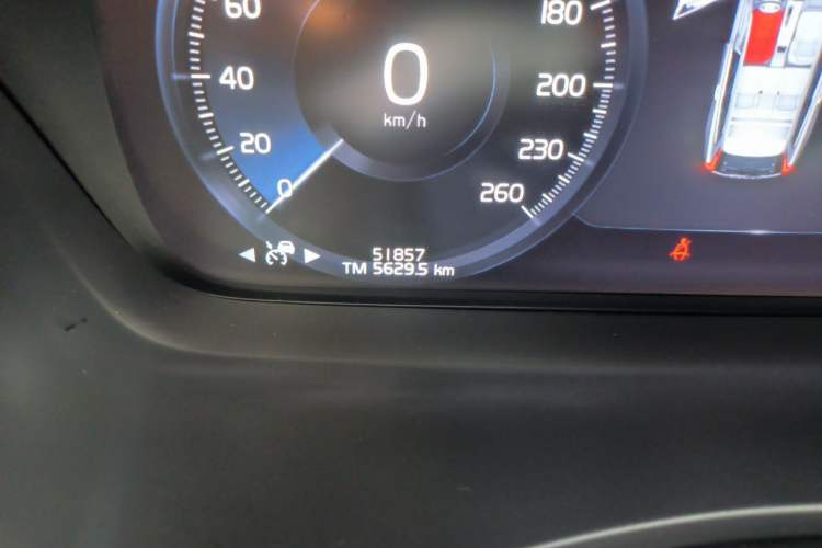 Used Volvo V90 2017 Cross Country T5 AWD Smart Range Edition Odometer Close Up