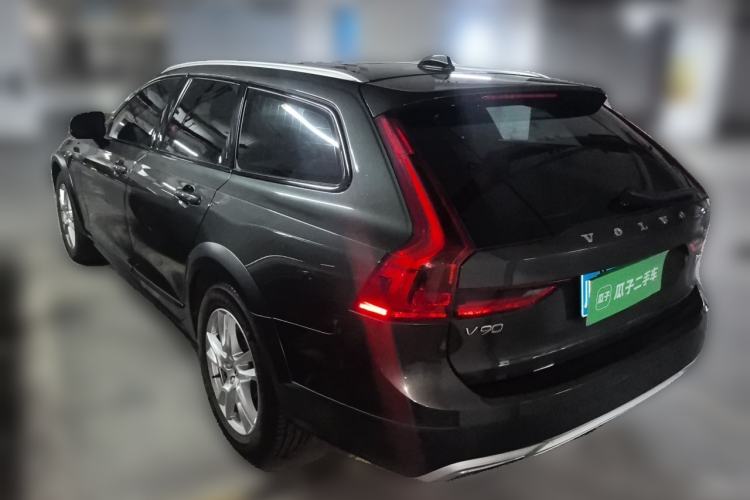 Used Volvo V90 2017 Cross Country T5 AWD Smart Range Edition Rear Left 45 Deg