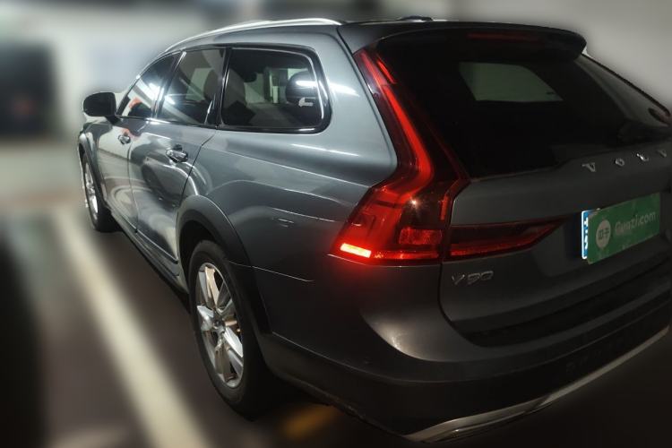 Used Volvo V90 2017 Cross Country T5 AWD Smart Range Edition Rear Left 45 Deg