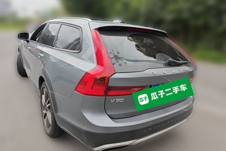 Used Volvo V90 2017 Cross Country T5 AWD Prestige Edition Rear Left 45 Deg