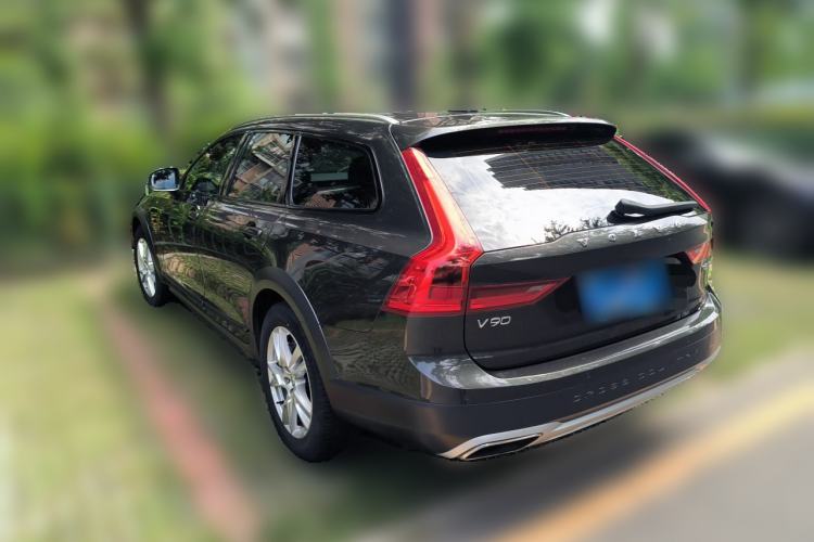 Used Volvo V90 2017 Cross Country T5 AWD Smart Range Edition Rear Left 45 Deg