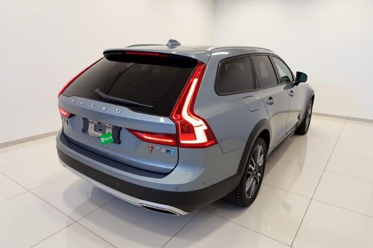 Used Volvo V90 2017 Cross Country T5 AWD Prestige Edition Rear Right 45 Deg