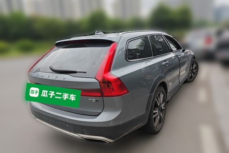 Used Volvo V90 2017 Cross Country T5 AWD Prestige Edition Rear Right 45 Deg
