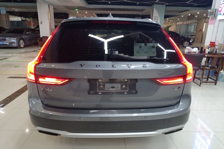 Used Volvo V90 2017 Cross Country T5 AWD Smart Range Edition Rear