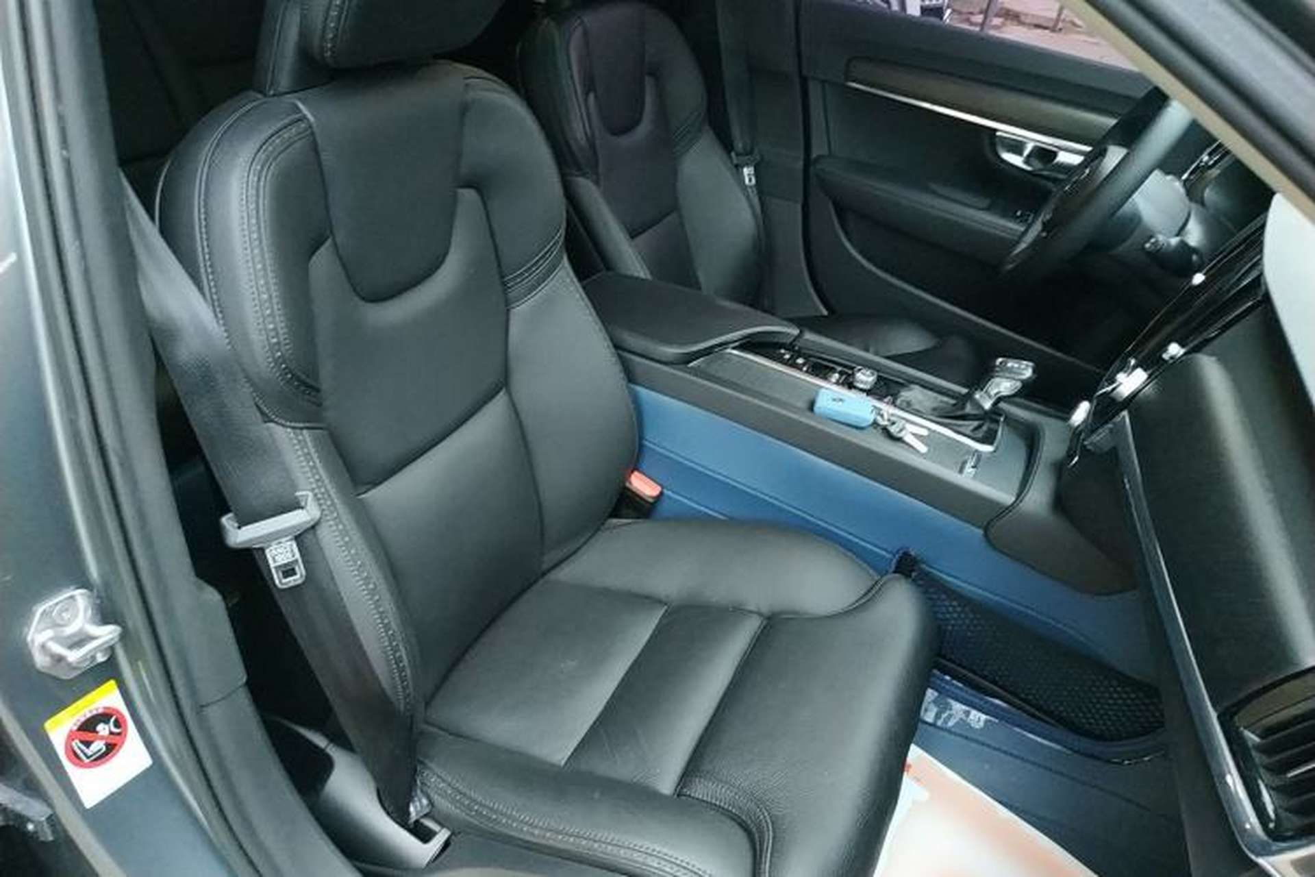Used Volvo V90 2017 Cross Country T5 AWD Smart Range Edition Right Front Seat