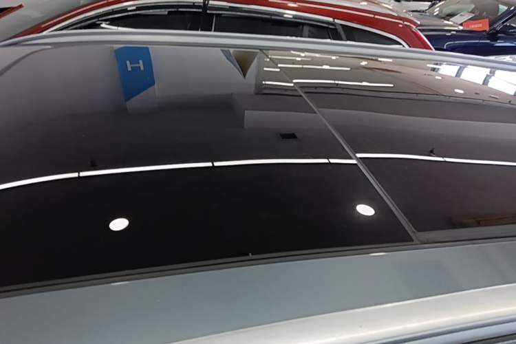 Used Volvo V90 2017 Cross Country T5 AWD Prestige Edition Roof