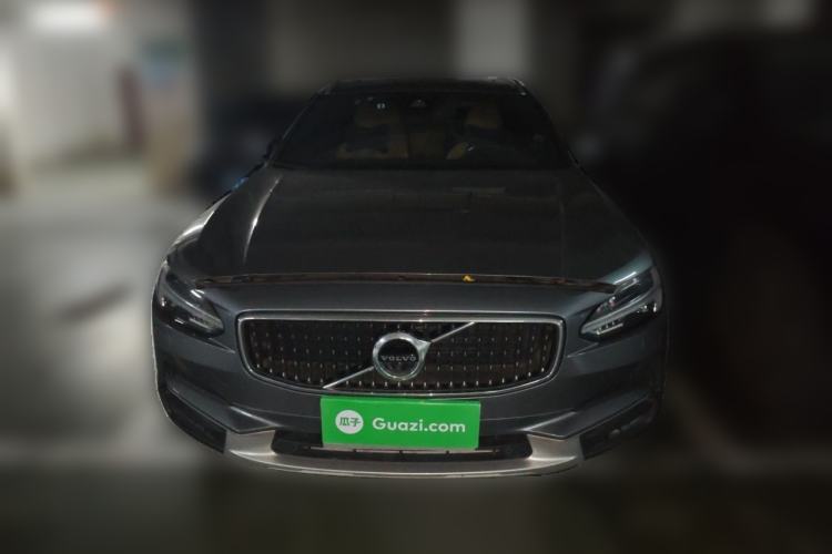 Used Volvo V90 2017 Cross Country T5 AWD Prestige Edition Front