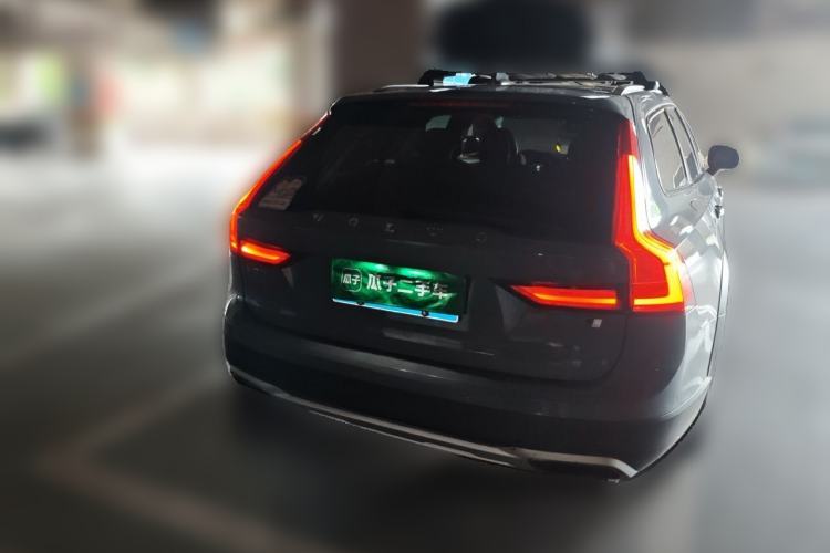 Used Volvo V90 2017 Cross Country T5 AWD Prestige Edition Rear