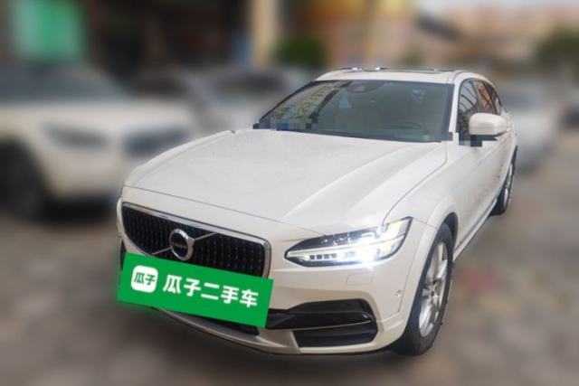 Used Volvo V90 2017 Cross Country T5 AWD Smart Range Edition