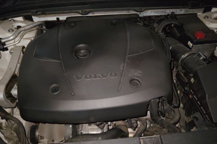 Used Volvo V90 2017 Cross Country T5 AWD Smart Range Edition Engine Bay