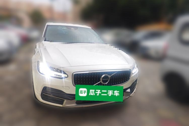 Used Volvo V90 2017 Cross Country T5 AWD Smart Range Edition Front