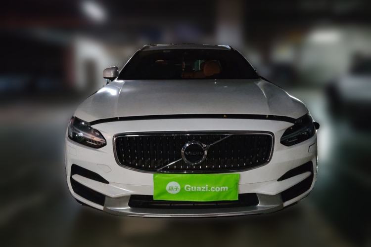Used Volvo V90 2017 Cross Country T5 AWD Smart Range Edition Front
