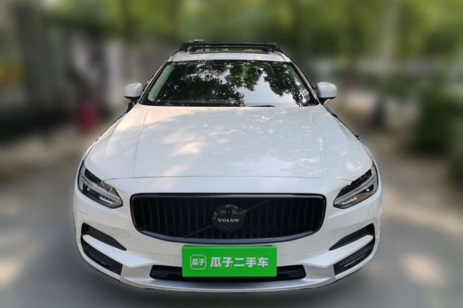 Used Volvo V90 2017 Cross Country T5 AWD Prestige Edition Front