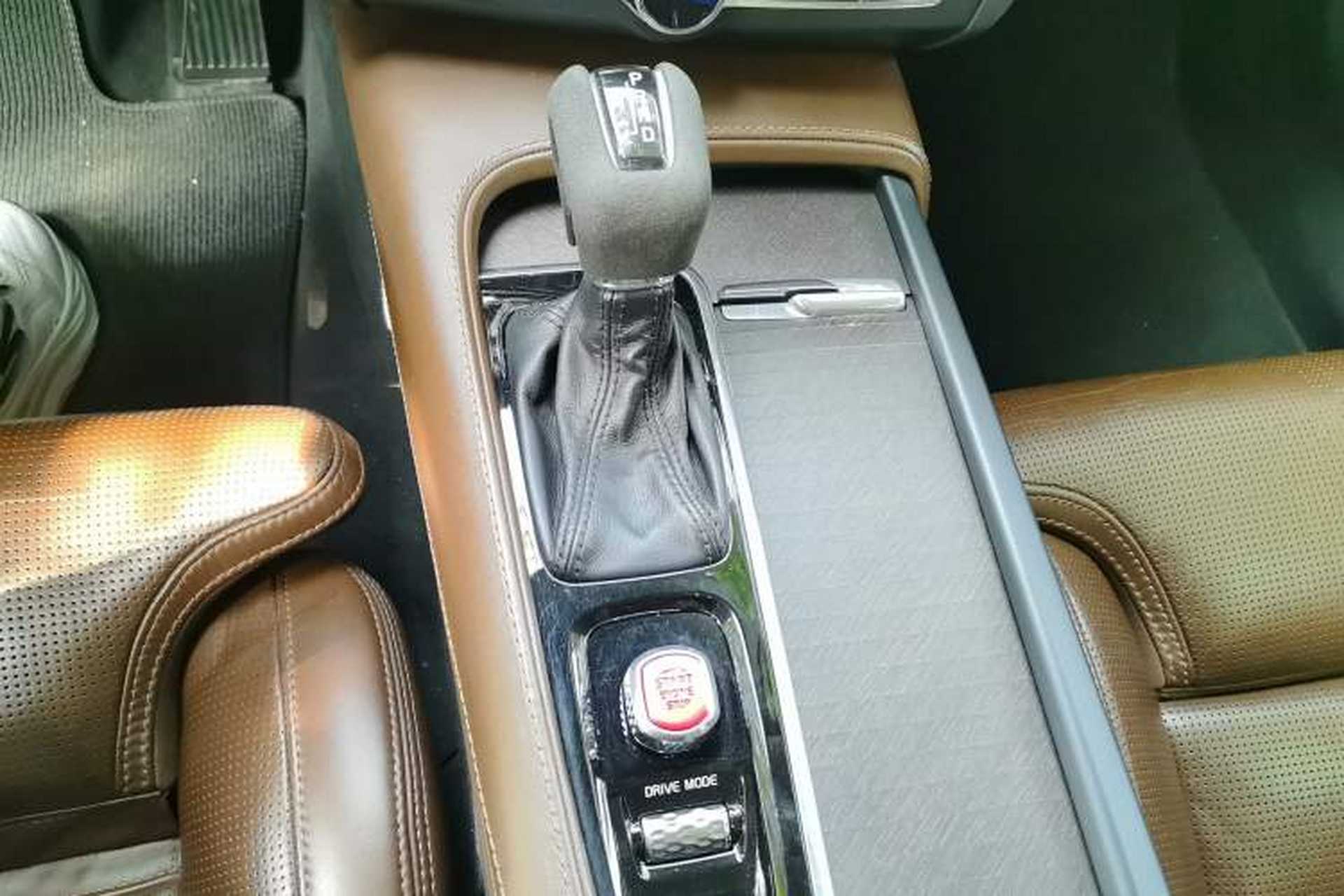 Used Volvo V90 2017 Cross Country T5 AWD Prestige Edition Gear Lever