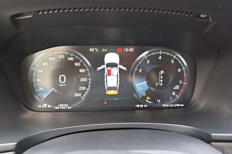 Used Volvo V90 2017 Cross Country T5 AWD Smart Range Edition Instrument Cluster
