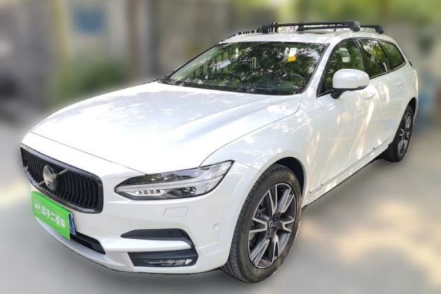 Used Volvo V90 2017 Cross Country T5 AWD Prestige Edition