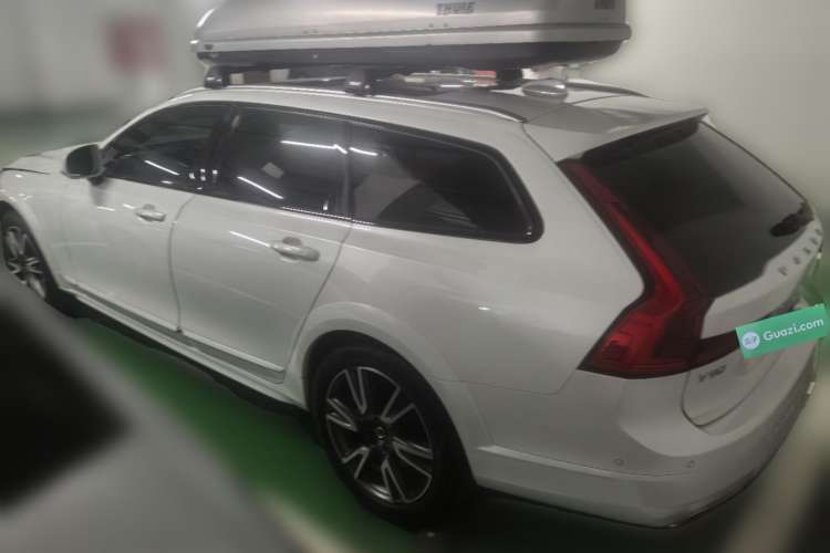 Used Volvo V90 2017 Cross Country T5 AWD Prestige Edition Rear Left 45 Deg