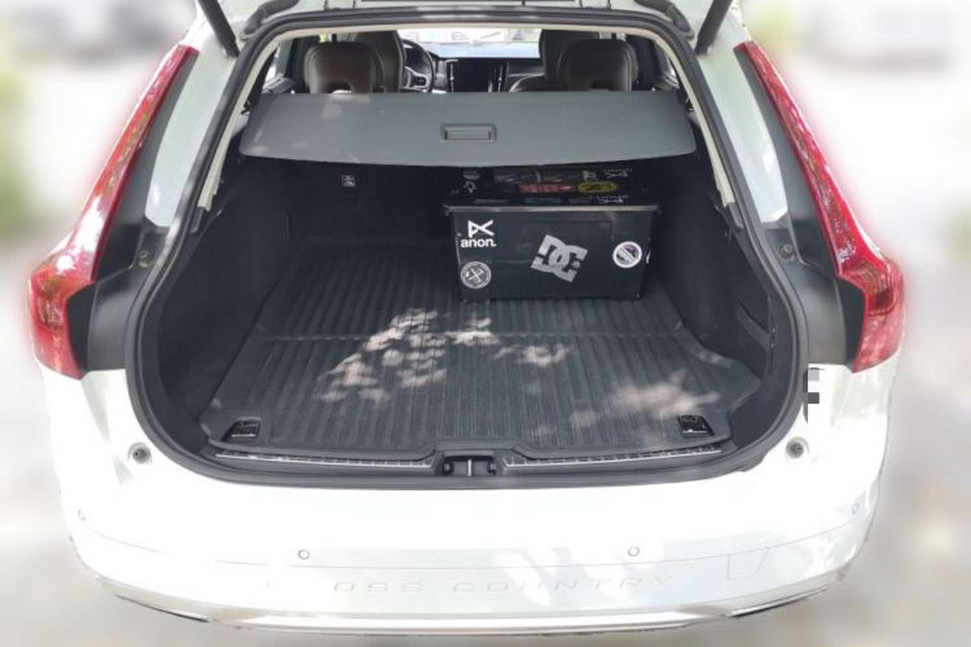 Used Volvo V90 2017 Cross Country T5 AWD Prestige Edition Trunk