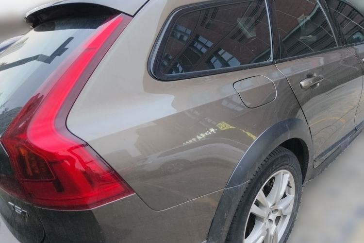Used Volvo V90 2018 Cross Country T5 AWD Volvo Ocean Race Rear Right 45 Deg