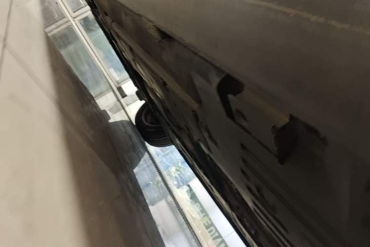 Used Volvo V90  Chassis Rear Left