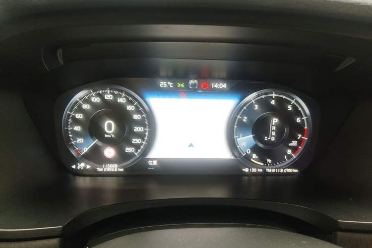 Used Volvo V90  Instrument Cluster