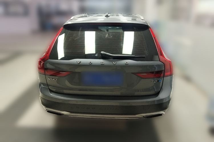 Used Volvo V90  Rear